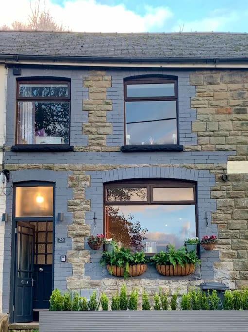 Renovated Miner'S Cottage - Family & Dog Friendly Abertillery Exterior photo